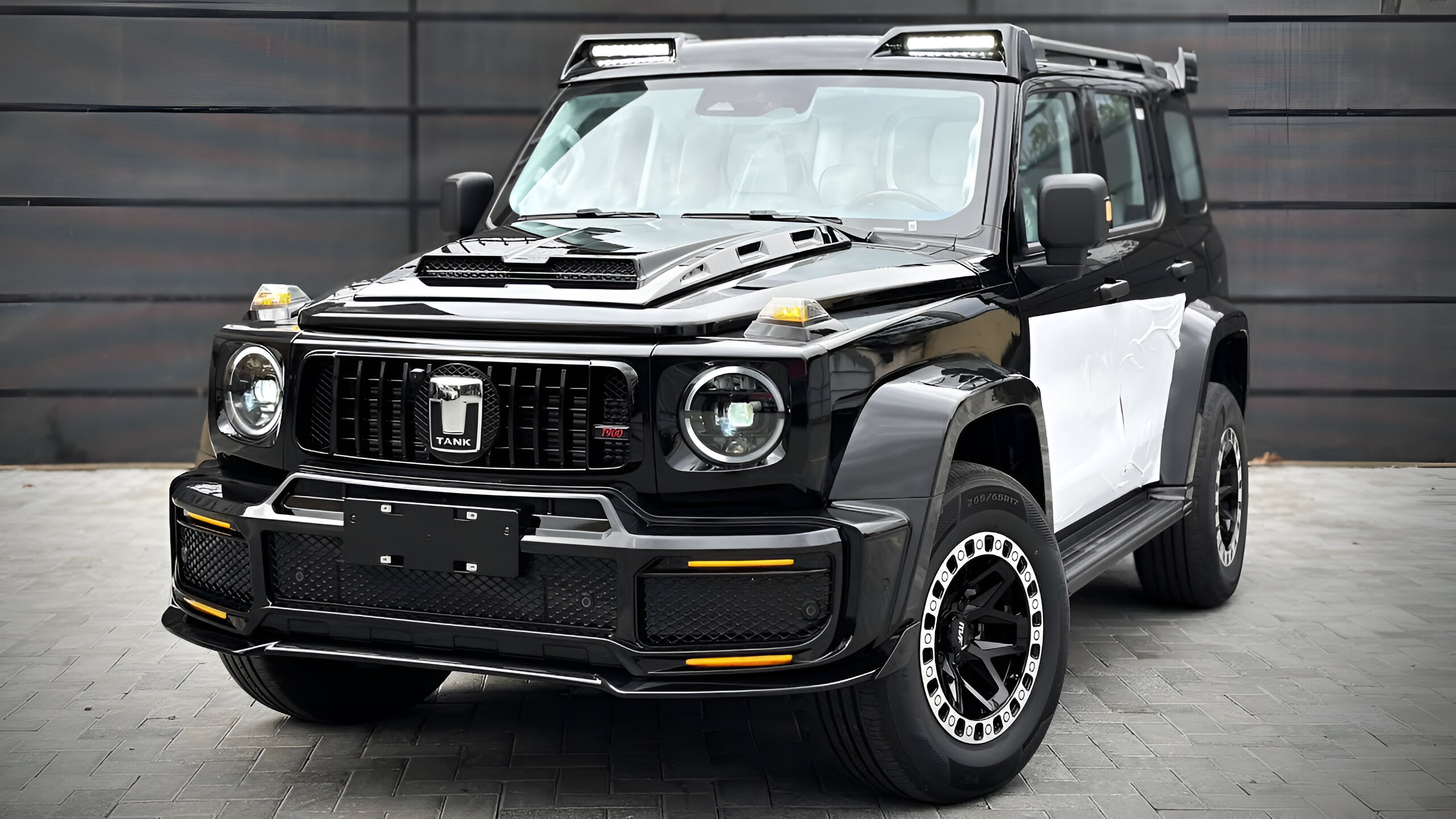 Latest 2025 GWM Tank 300 2.0L Luxury Off-Road SUV Unveiled!